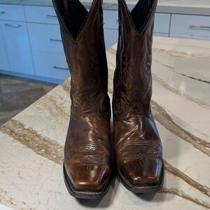 Laredo Tan Leather Cowboy Boots Stunning 😍